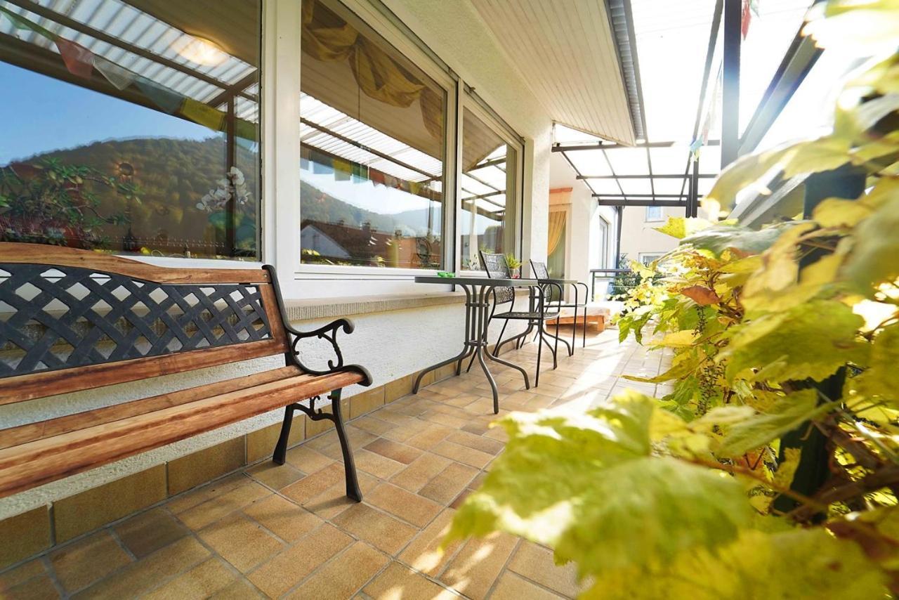 Ferienwohnung Im Haus Lotus Mit Grossem Balkon Und Garten บัดอูราค ภายนอก รูปภาพ